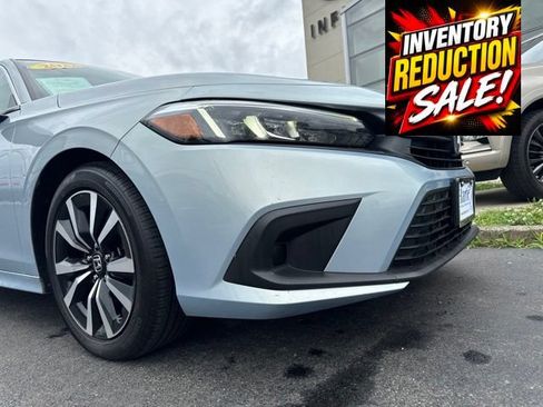 Used 2022 Honda Civic EX image 25