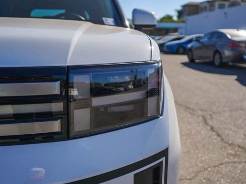 Used 2025 Hyundai Santa Fe SEL image 10