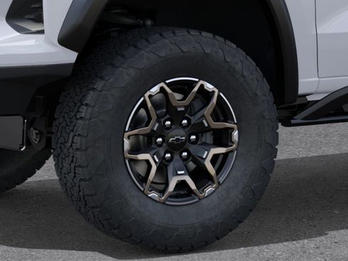 New 2026 Chevrolet Colorado ZR2 w/ Technology Package image 11