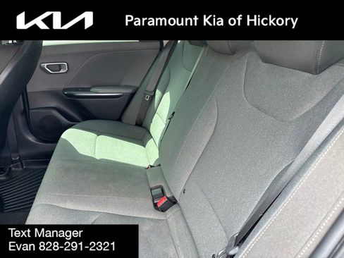 Used 2025 Kia K4 FWD image 13