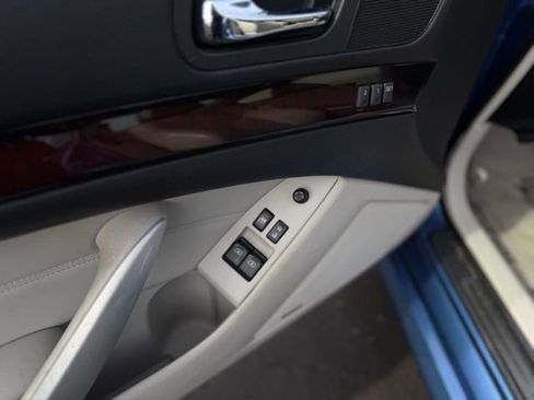 Used 2013 INFINITI G37 x w/ Premium Pkg image 13