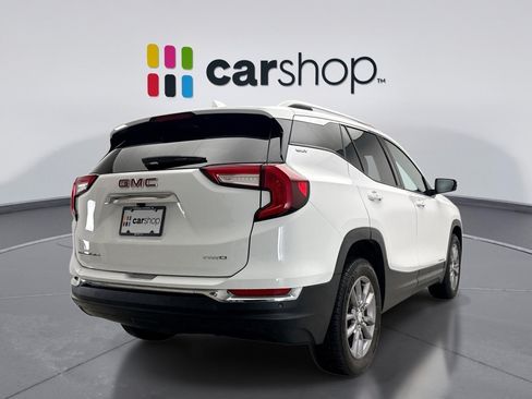 Used 2022 GMC Terrain SLT w/ Infotainment Package II AWD/4WD image 5