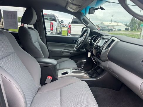 Used 2014 Toyota Tacoma 4x4 Double Cab w/ TRD Sport Package image 17
