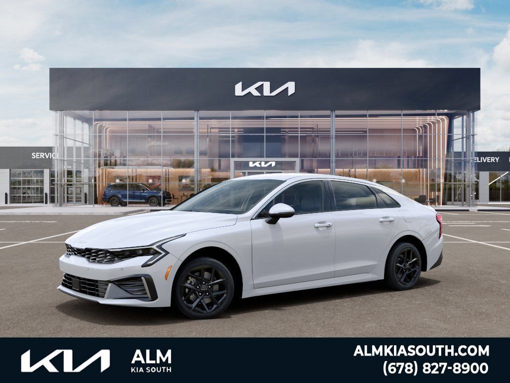 New 2026 Kia K5 LXS FWD image 3