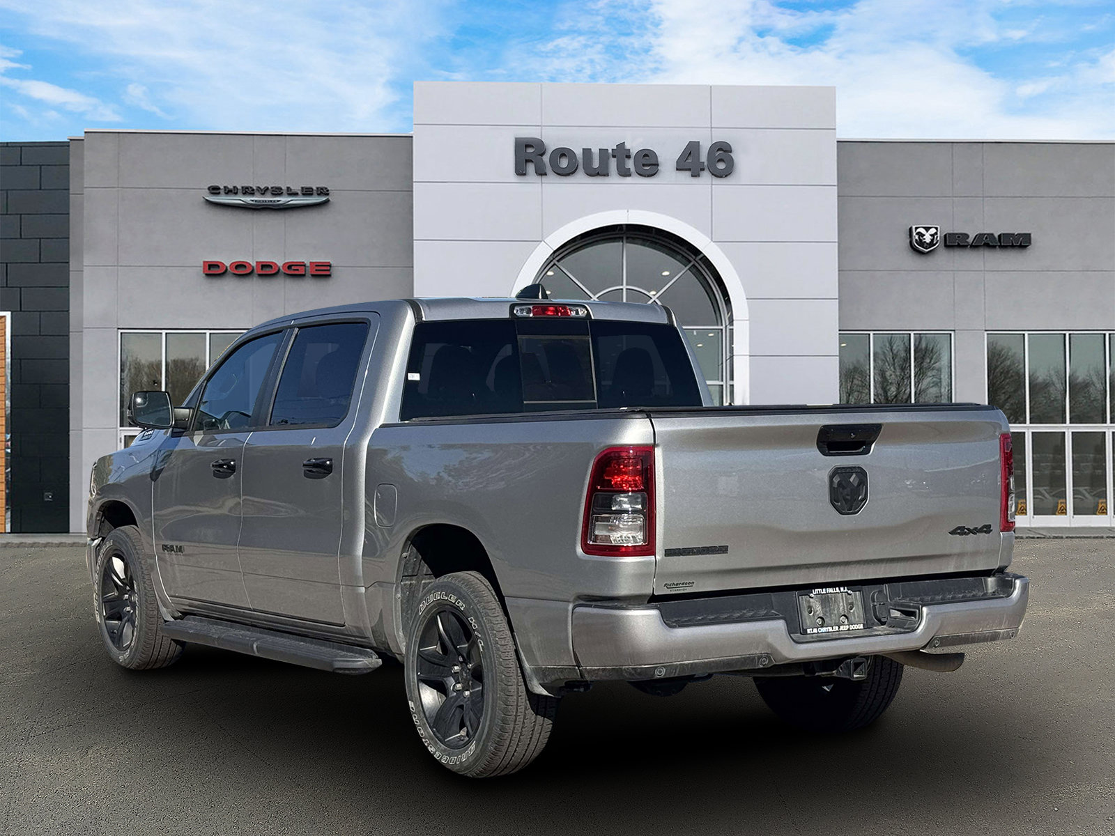 Used 2024 RAM 1500 Big Horn AWD/4WD image 4