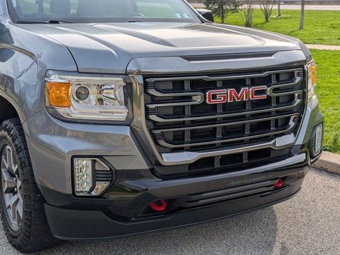 Used 2022 GMC Canyon AT4 image 17