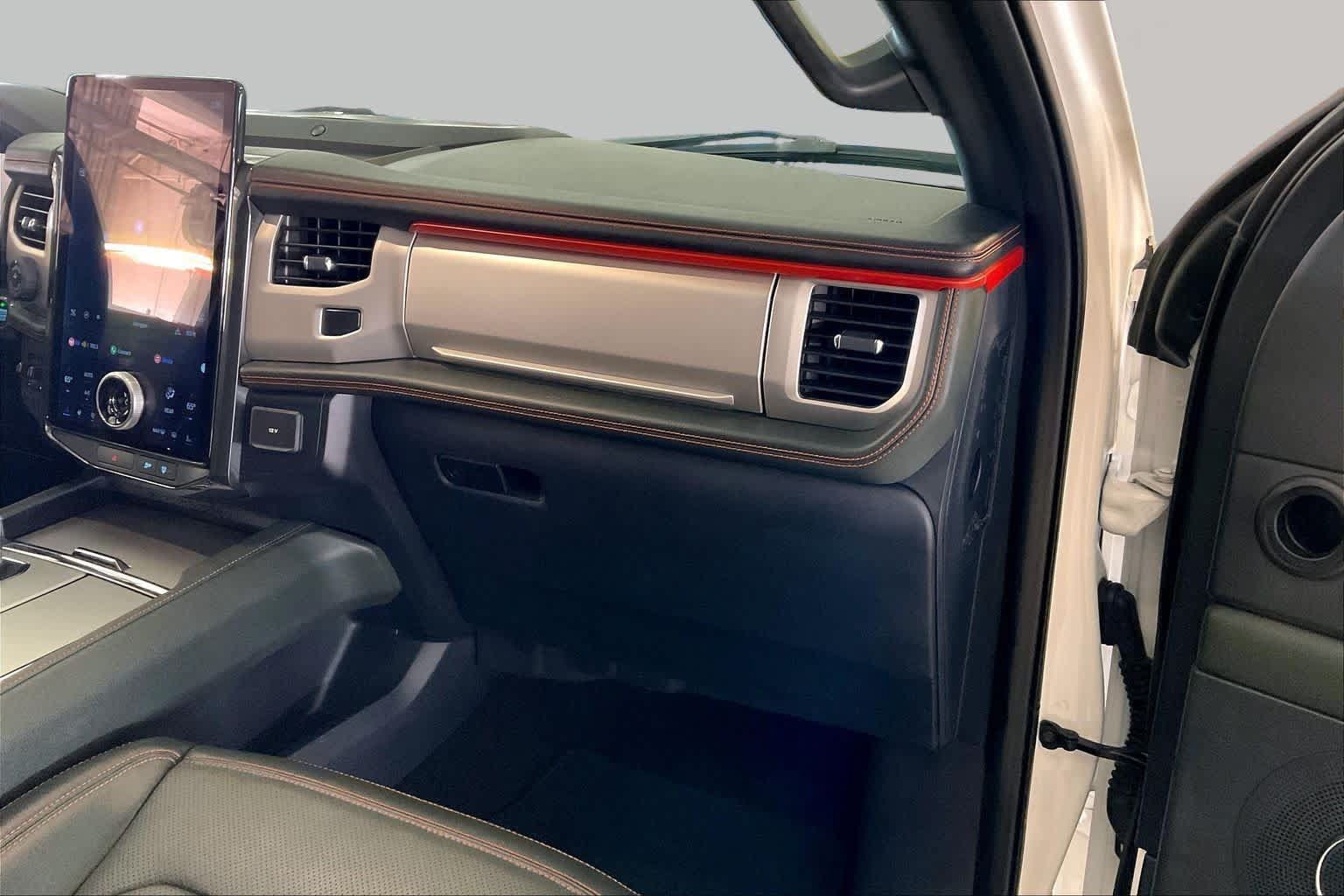 Used 2022 Ford Expedition Timberline AWD/4WD image 17