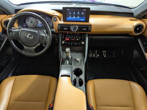 Used 2024 Lexus IS 300 w/ Comfort Package image 10