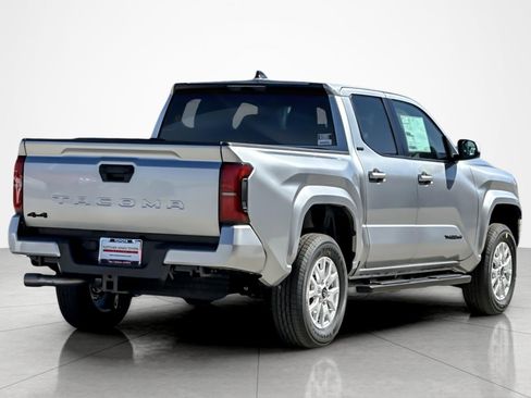 New 2025 Toyota Tacoma SR5 image 5