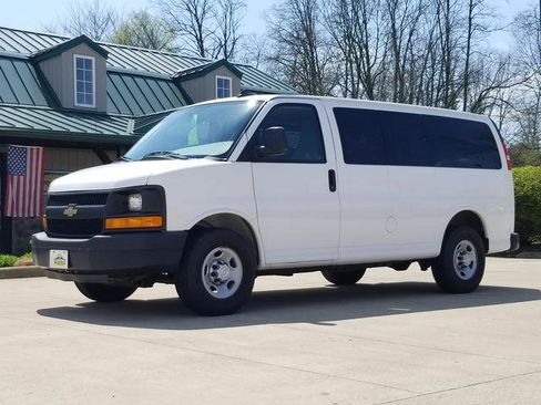 Used 2016 Chevrolet Express 2500 LS image 1