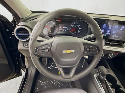 New 2026 Chevrolet Trax LS FWD image 13