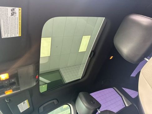 Used 2020 Volkswagen Jetta R-Line w/ R-Line Cold Weather Package image 15