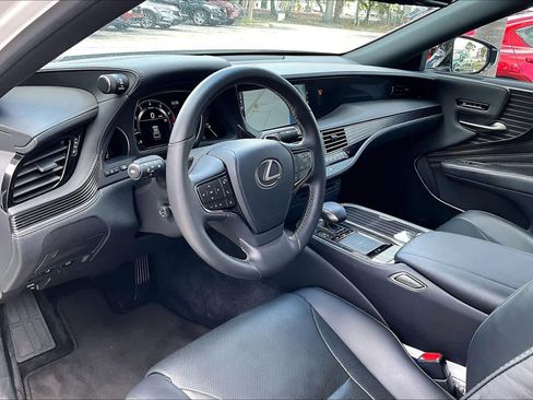 Used 2020 Lexus LS 500 w/ Accessory Package (Z2) RWD image 18