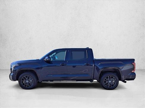 Used 2024 Toyota Tundra Platinum image 5
