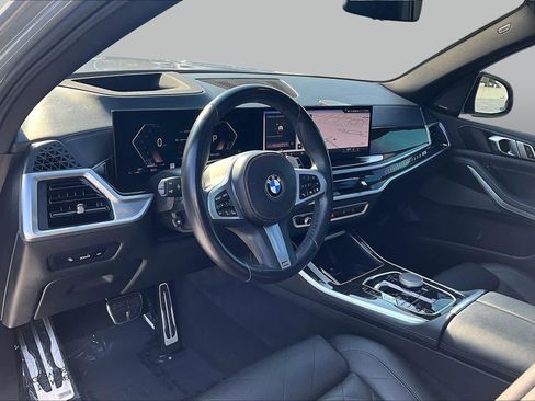 Used 2024 BMW X5 xDrive40i w/ M Sport Package AWD/4WD image 24