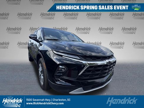 Used 2024 Chevrolet Blazer LT image 1