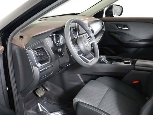 Used 2023 Nissan Rogue SV image 19