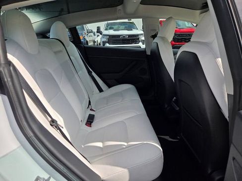 Used 2022 Tesla Model 3 Performance AWD/4WD image 19