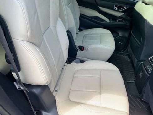Used 2019 Subaru Ascent Limited AWD/4WD image 24