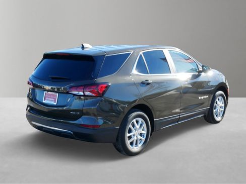 Used 2024 Chevrolet Equinox LT image 4