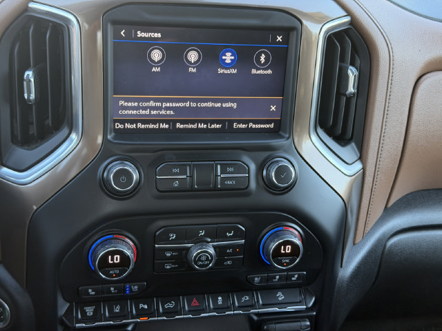 Used 2020 Chevrolet Silverado 2500 High Country w/ Z71 Off-Road Package AWD/4WD image 26