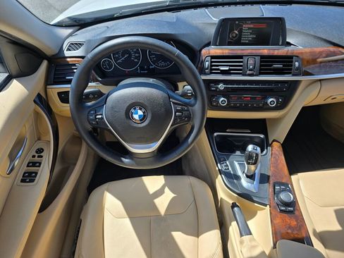 Used 2015 BMW 328i xDrive Sedan AWD/4WD image 2