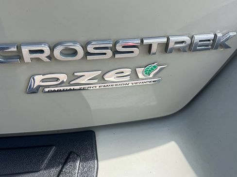 Used 2017 Subaru Crosstrek 2.0i Limited AWD/4WD image 25