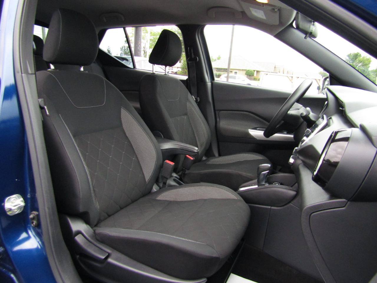 Used 2020 Nissan Kicks SV FWD image 23