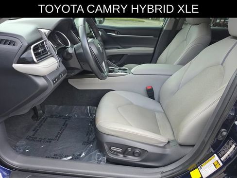 Used 2022 Toyota Camry XLE FWD image 22