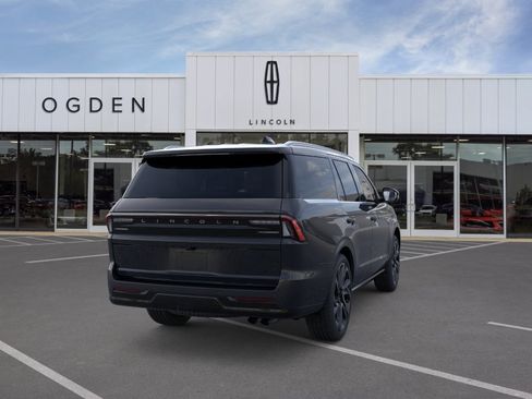New 2026 Lincoln Navigator Black Label AWD/4WD image 8