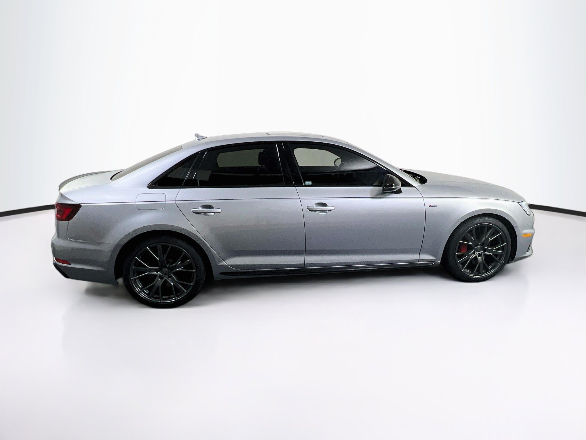 Used 2019 Audi A4 2.0T Premium Plus w/ Premium Plus Package AWD/4WD image 4