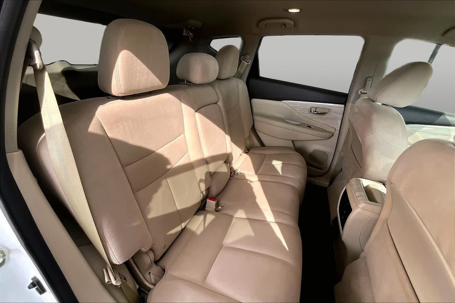 Used 2016 Nissan Murano S w/ Navigation Package FWD image 20