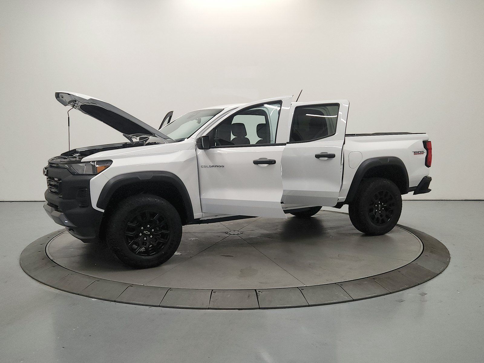 New 2026 Chevrolet Colorado Trail Boss AWD/4WD image 13