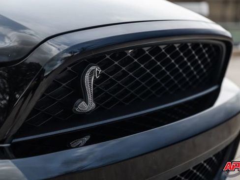 Used 2012 Ford Mustang Shelby GT500 w/ SVT Performance Pkg image 21