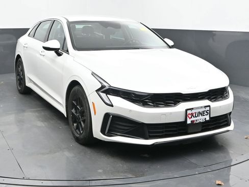 Used 2025 Kia K5 LXS image 3