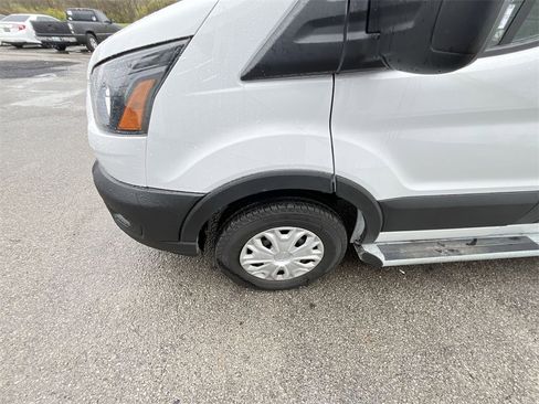 Used 2024 Ford Transit 250 Low Roof w/ Exterior Upgrade Package image 10