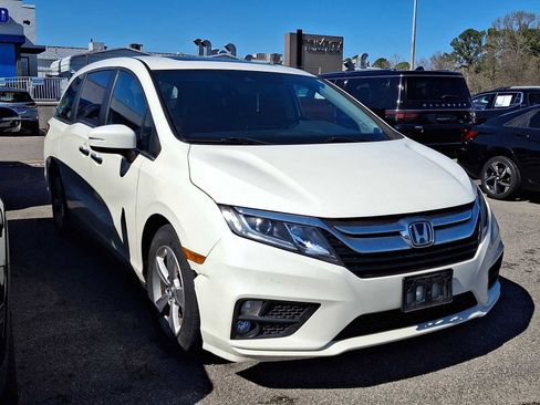 Used 2019 Honda Odyssey EX-L image 2