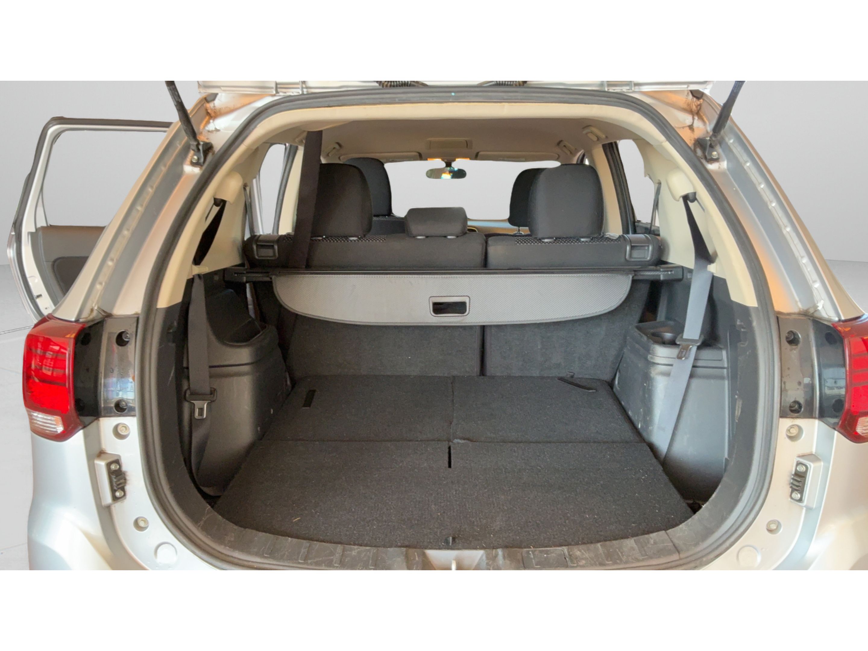 Used 2016 Mitsubishi Outlander SE FWD image 25
