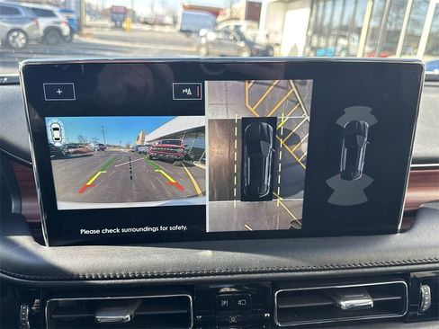 Certified 2022 Lincoln Nautilus Reserve image 25