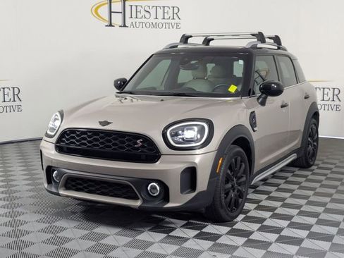 Used 2024 MINI Cooper Countryman S w/ Signature Upholstery Package FWD image 5