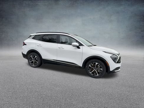 Used 2025 Kia Sportage EX w/ Premium Package image 27