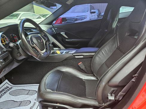 Used 2017 Chevrolet Corvette Stingray Coupe w/ Carbon Flash Badge Package image 34