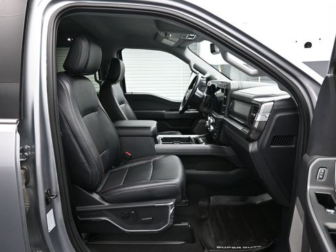 Used 2024 Ford F350 Lariat w/ Chrome Package AWD/4WD image 13