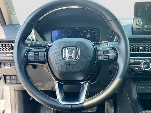 Used 2023 Honda Civic Touring image 11