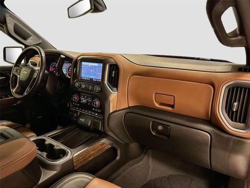 Used 2022 Chevrolet Silverado 1500 High Country AWD/4WD image 31