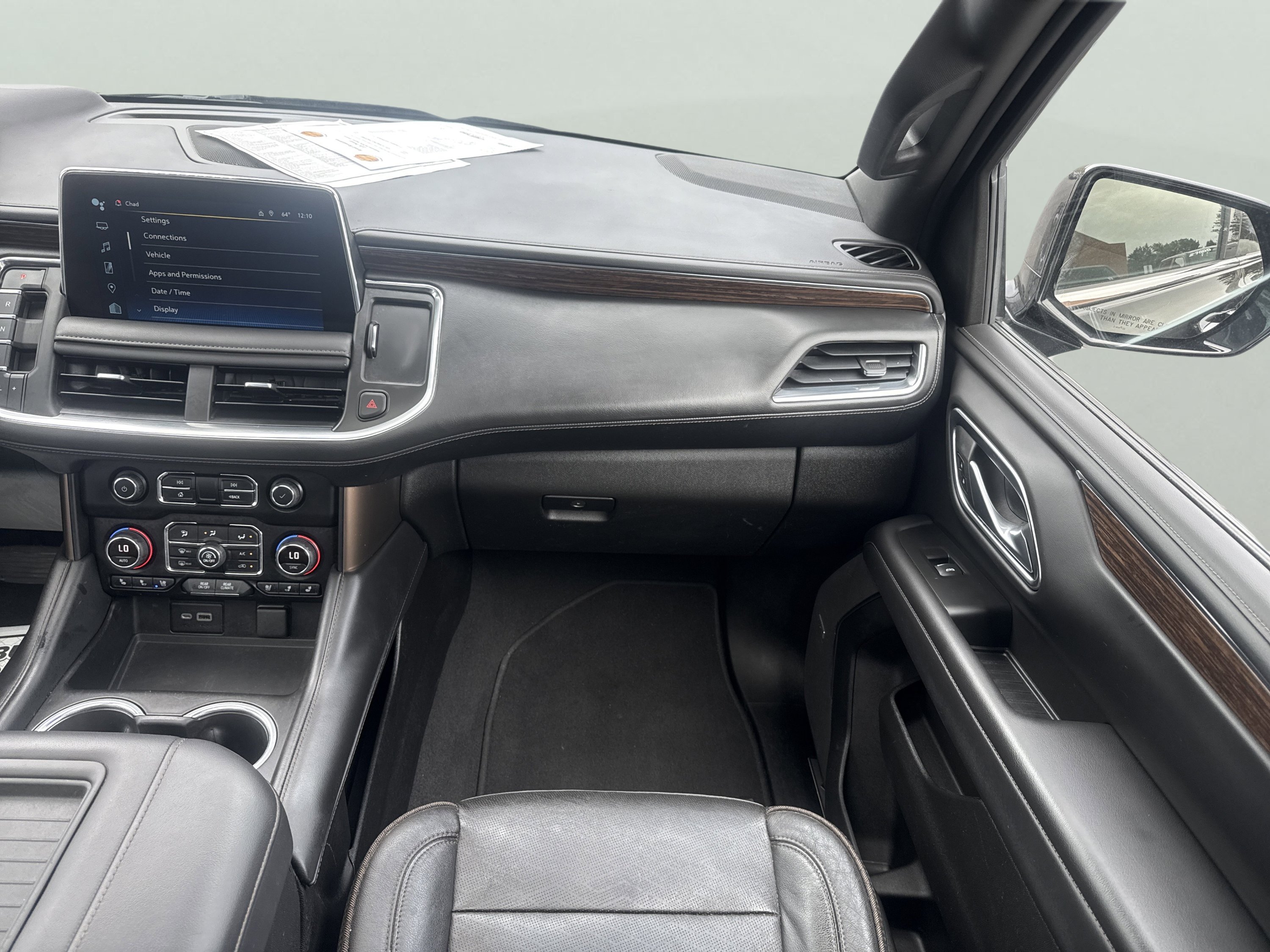 Used 2022 Chevrolet Tahoe High Country AWD/4WD image 18