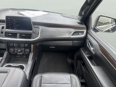 Used 2022 Chevrolet Tahoe High Country AWD/4WD image 18