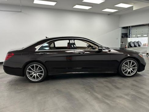 Used 2018 Mercedes-Benz S 560 S 560 4MATIC Sedan w/ AMG Line Exterior image 15