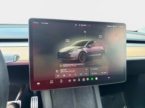 Used 2023 Tesla Model Y Performance AWD/4WD image 23