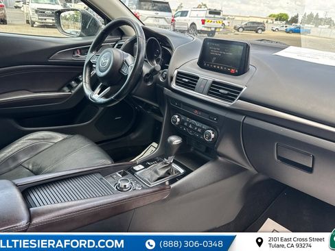 Used 2017 MAZDA MAZDA3 Grand Touring FWD image 19